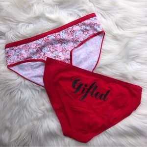 New Victoria’s Secret Cotton Hiphugger Panties Size Large - 2 Holiday Pairs